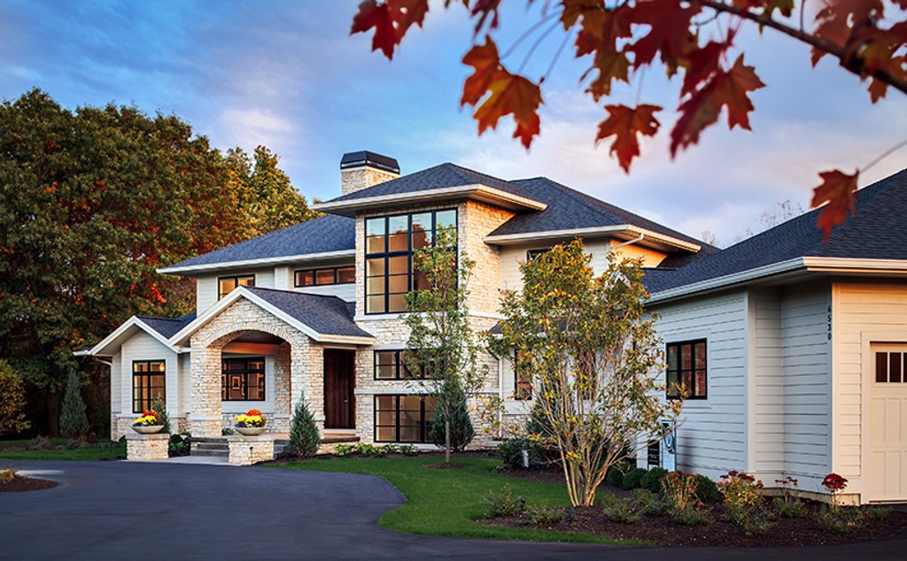 a custom home in the $750k - $1.25m price range
